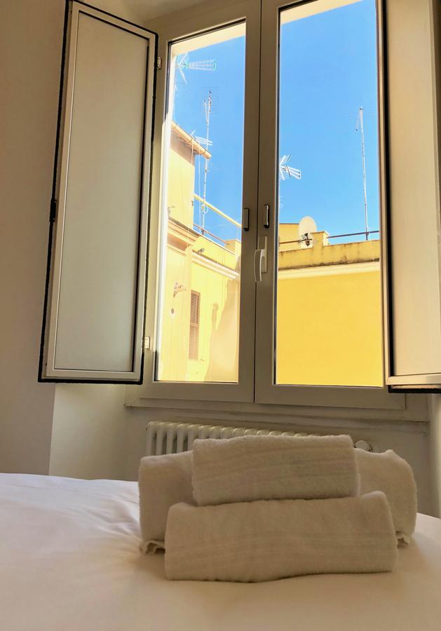 Termini Station Little House Roma Exterior foto